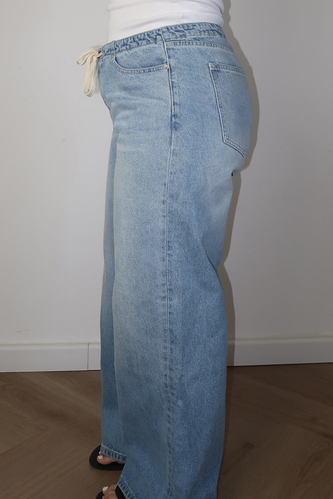 The Curvy Relaxed Drawstring Jeans